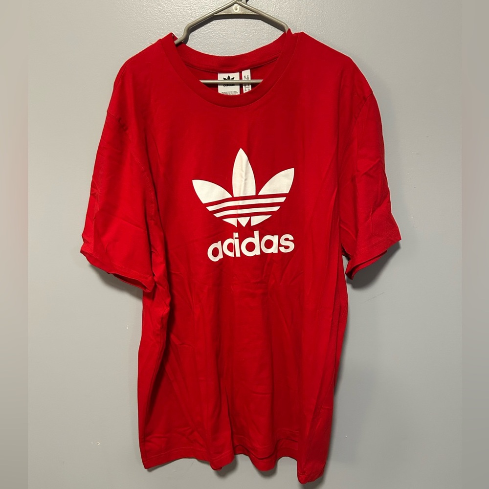 Red adidas shirt xxl